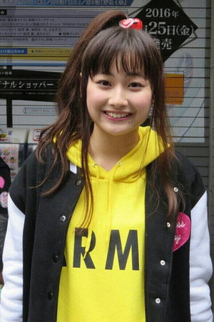 小椋梨央 profil kép
