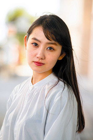 鎌滝えり profil kép