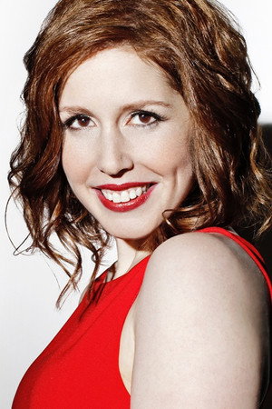 Vanessa Bayer profil kép