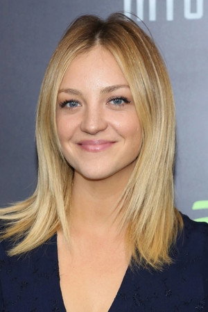 Abby Elliott profil kép