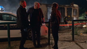 פצועים בראש 2. évad Ep.2 2. epizód