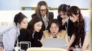 女子推理社 kép