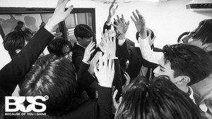 BUS THE DEBUT DOCUMENTARY kép