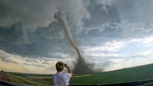 In the Eye of the Storm: Chasers 1. évad Ep.2 2. epizód