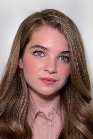 Raegan Revord profil kép
