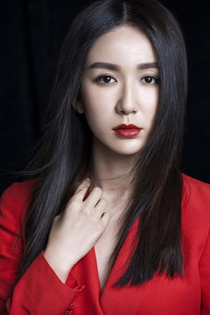 娄艺潇 profil kép
