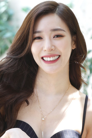 티파니 영 profil kép