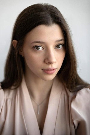 Полина Гухман profil kép