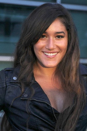 Q'orianka Kilcher profil kép