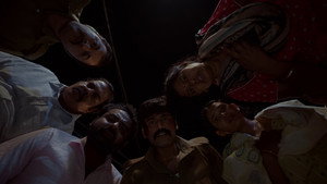 காக்கி சர்க்கஸ் kép