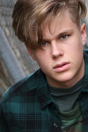 Owen Patrick Joyner profil kép