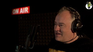 The Bee 2. évad Ep.8 8. epizód