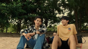 ต้นส้มอยู่บ้านเขา แต่ผลส้มหล่นมาบ้านเราตลอดเลย kép