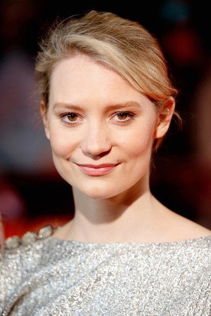 Mia Wasikowska profil kép