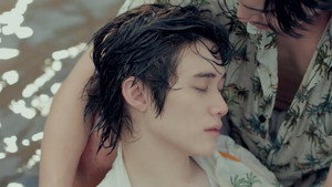 ที่สามของเธอ kép