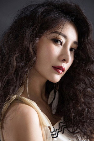 柳岩 profil kép