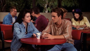 Beverly Hills, 90210 4. évad Ep.9 9. epizód