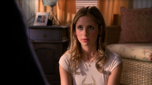 Buffy, a vámpírok réme 5. évad Ep.5 Otthon csak egy van