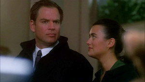 NCIS: Tengerészeti helyszínelők 6. évad Ep.14 Szerelemben, háborúban