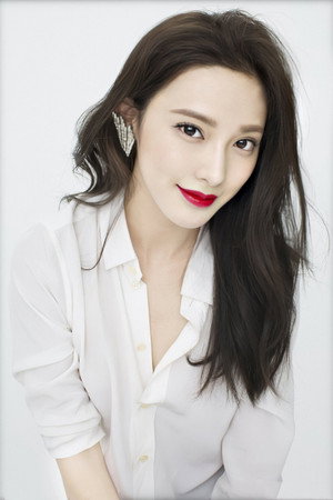 彭小苒 profil kép