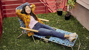 Awkwafina Is Nora from Queens kép