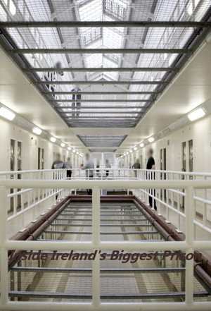 L'Île prisonnière poszter