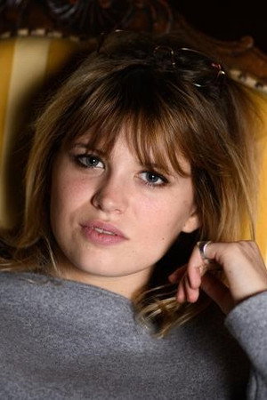 Julia de Nunez profil kép
