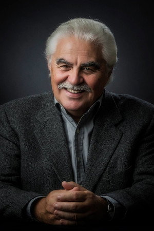 Serge Papagalli profil kép