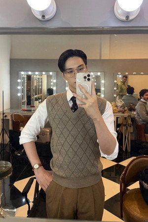จาฤกรติชา poszter