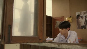 ต้นส้มอยู่บ้านเขา แต่ผลส้มหล่นมาบ้านเราตลอดเลย kép