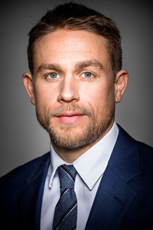 Charlie Hunnam profil kép