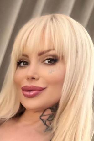 Sabrina Sabrok profil kép