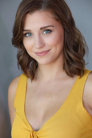 Taylor Misiak profil kép