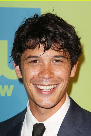 Bob Morley profil kép