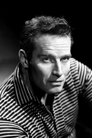 Charlton Heston profil kép