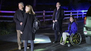NCIS: Tengerészeti helyszínelők 13. évad Ep.17 Túlóra