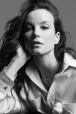 Sylvia Hoeks profil kép