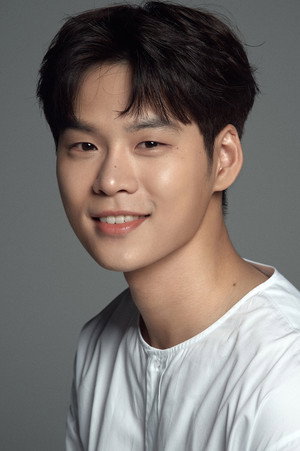 Yun Ji-on profil kép