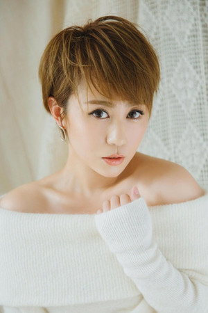 马丽 profil kép