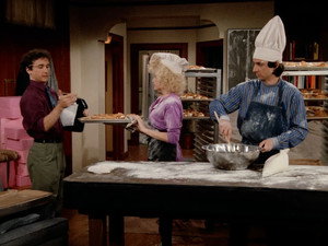 Perfect Strangers 3. évad Ep.16 16. epizód