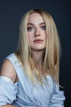 Dakota Fanning profil kép