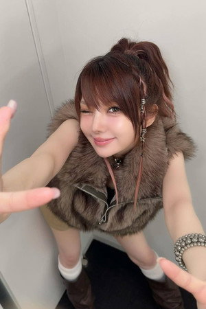 田中れいな profil kép