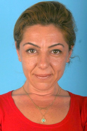 Başak Özel profil kép