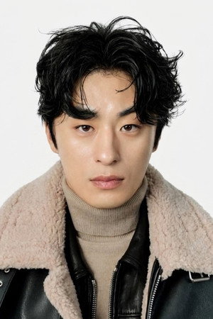 구교환 profil kép