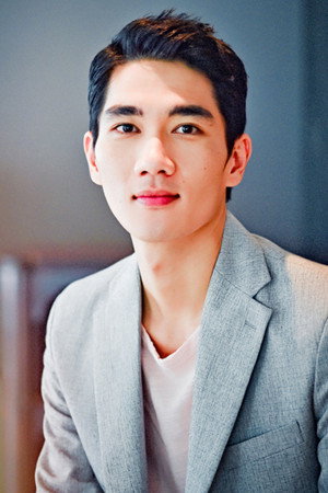 엄태구 profil kép