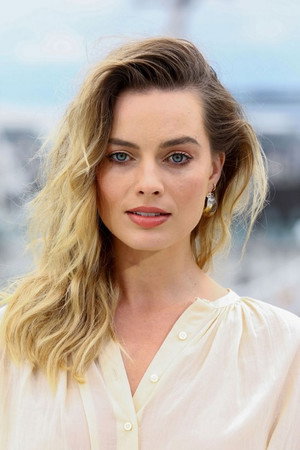 Margot Robbie profil kép