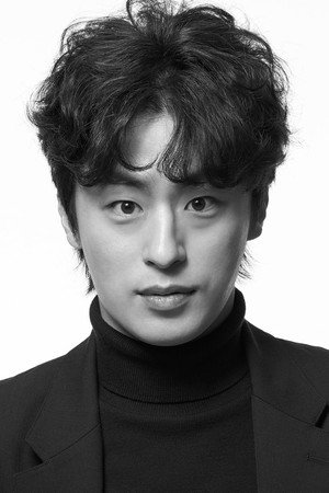 구교환 profil kép