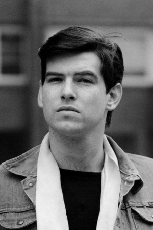 Pierce Brosnan profil kép