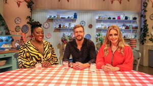 The Great British Bake Off: An Extra Slice 7. évad Ep.2 2. epizód