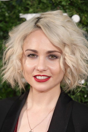 Tuppence Middleton profil kép